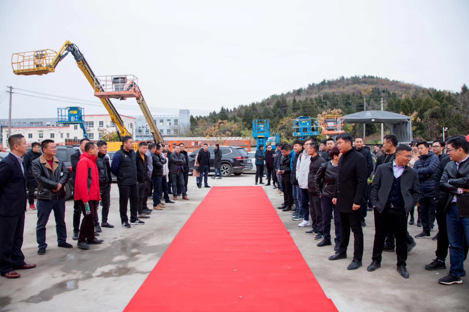 安全基因的領(lǐng)導(dǎo)者，揚(yáng)州升降機(jī)租賃、揚(yáng)州高空車(chē)租賃