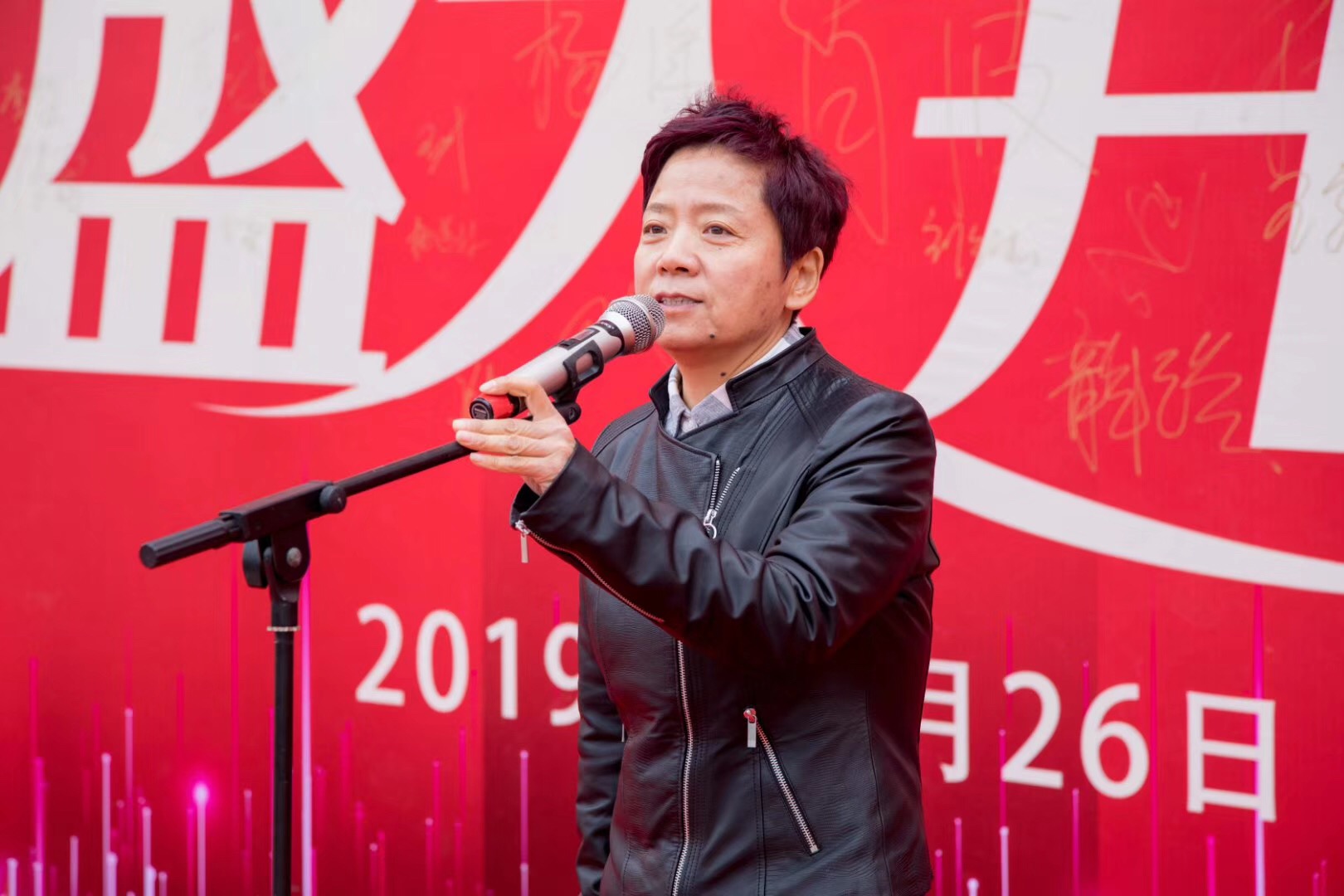 南京高空車租賃，淳海機(jī)械24小時(shí)高空車租賃服務(wù)